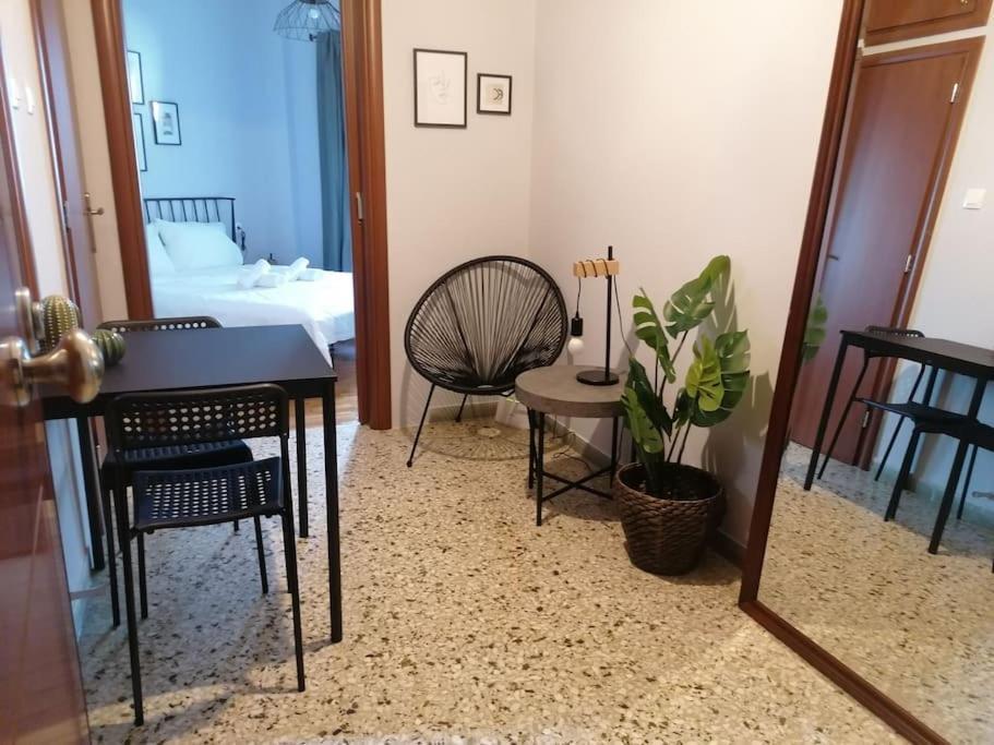 Minimal Studio Varnava Square - Kallimarmaro Area Атина Екстериор снимка